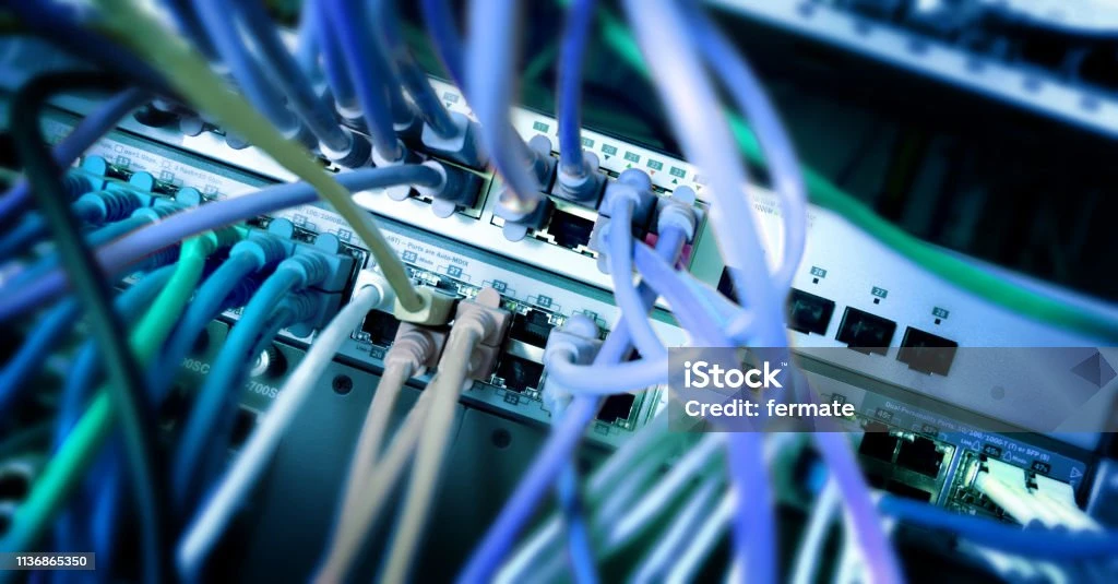 <strong>Netzwerktechnik</strong>